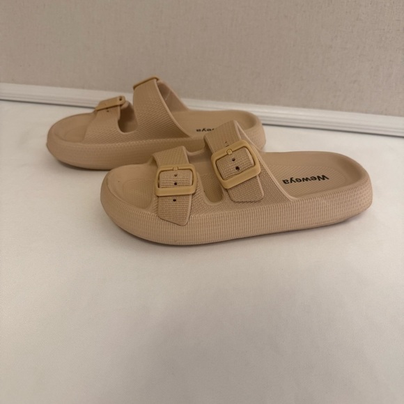 Shoes - Tan Sandals with Adjustable Straps